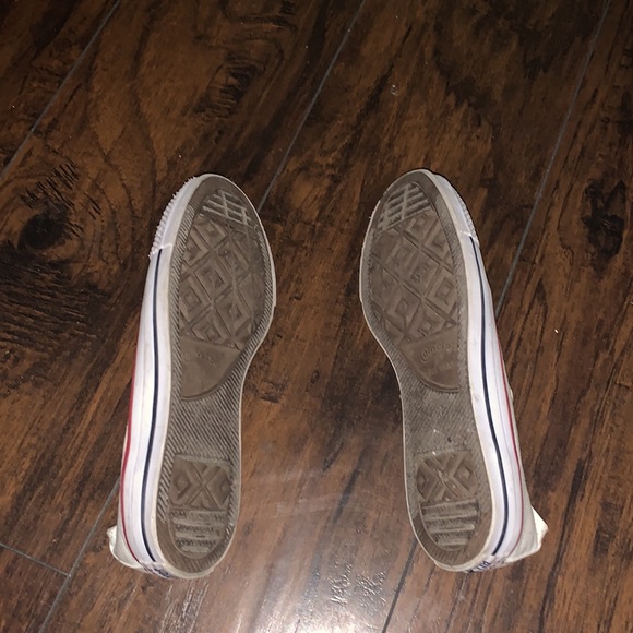 Converse shoes - Picture 2 of 2